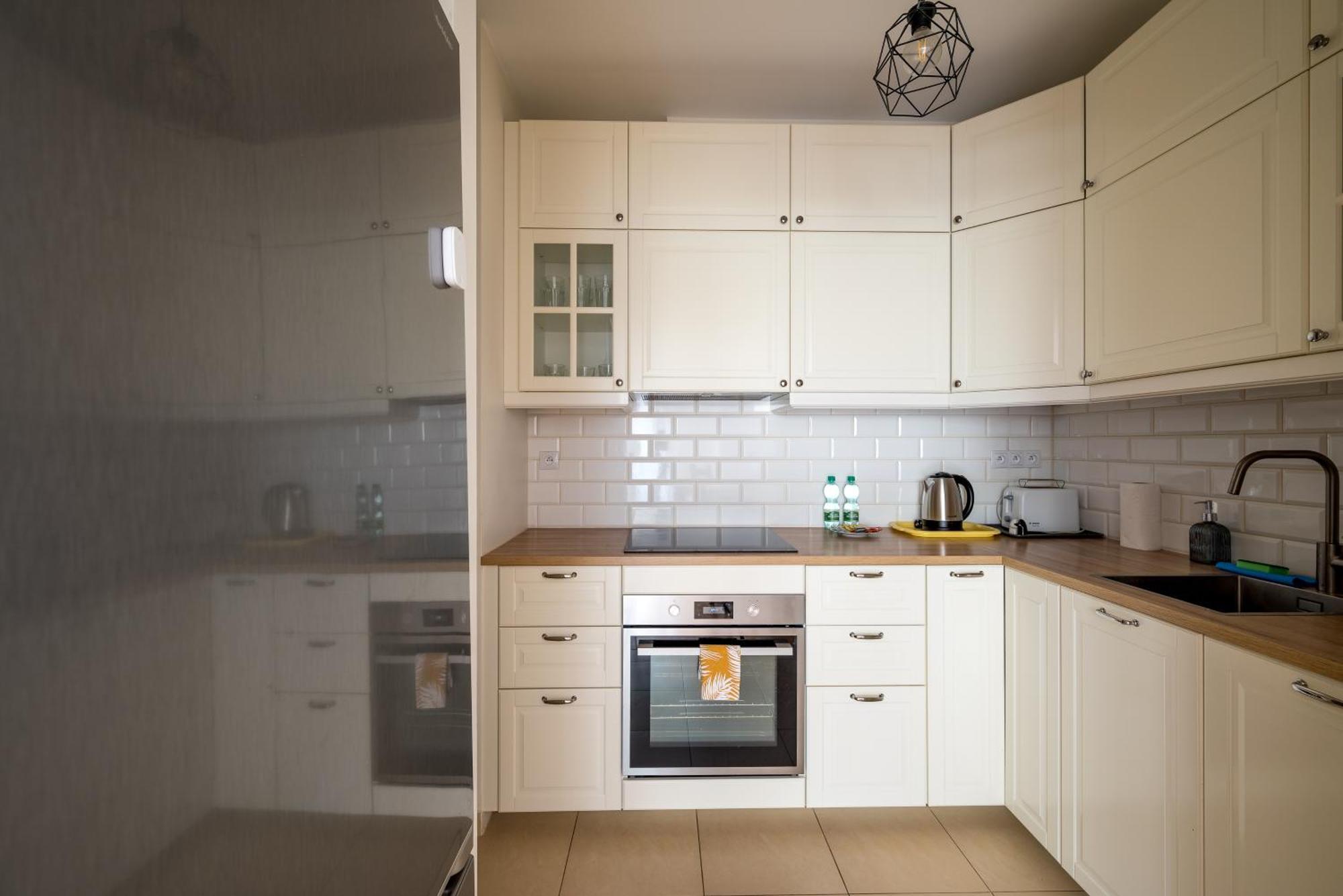 Metro Ksiecia Janusza Cosy Apartment Warsaw Luaran gambar