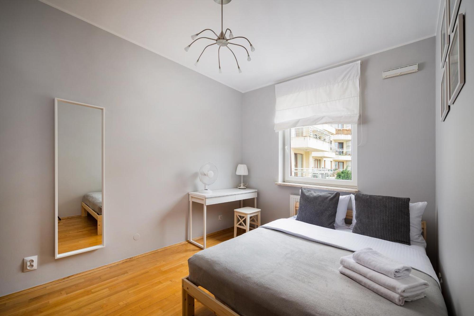 Metro Ksiecia Janusza Cosy Apartment Warsaw Luaran gambar